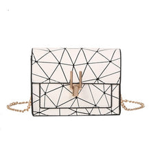 Load image into Gallery viewer, Women Shoulder Bags 2020 summer new Korean version of the Messenger bag handbag chain wild crack printing wild shoulder bag