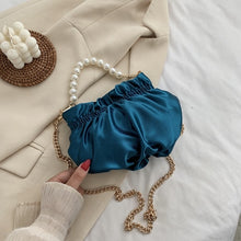 Load image into Gallery viewer, Pearl Small Crossbody Bags For Women 2020 Elegant Sweet Shoulder Handbags Female Travel Chain Cross Body Bag